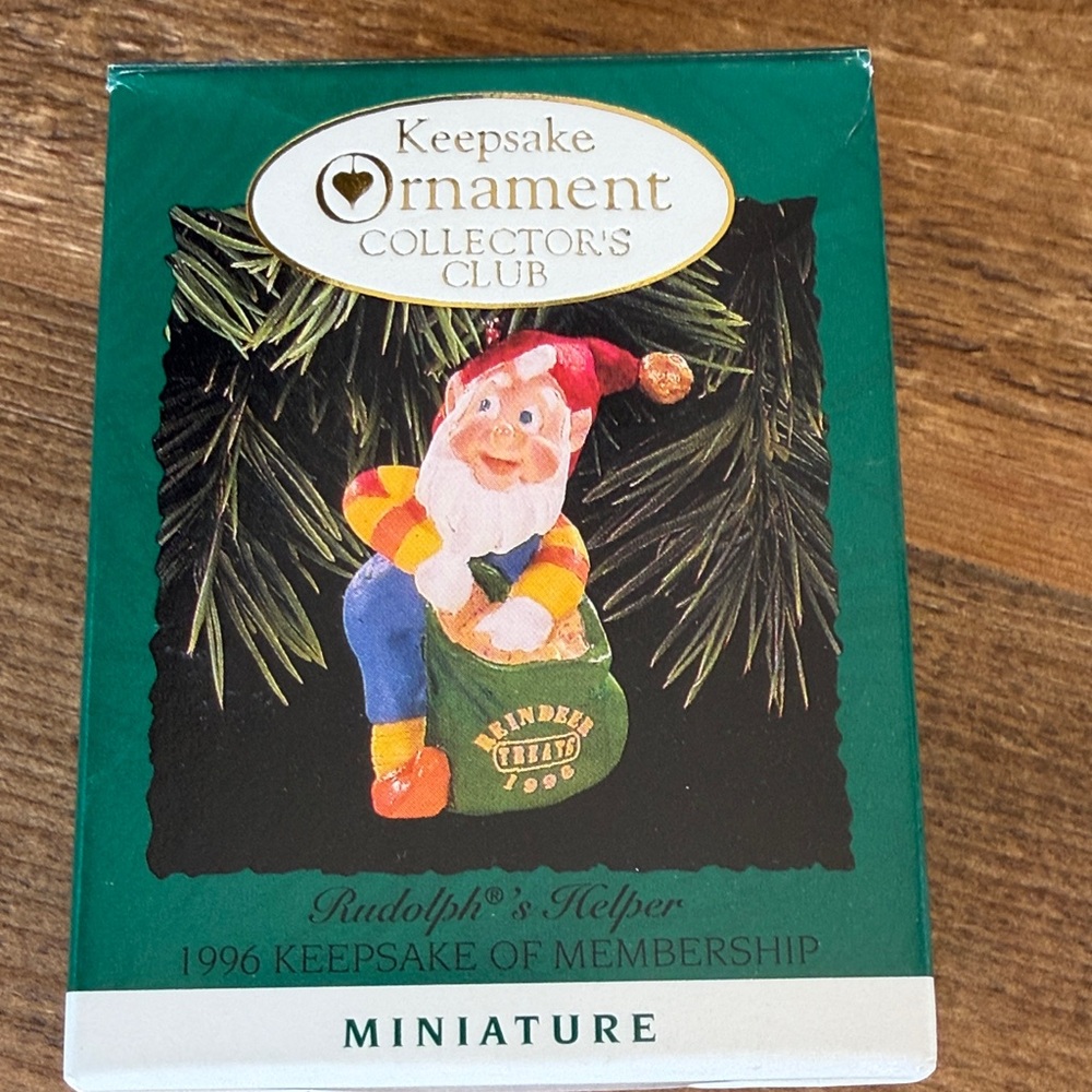 Keepsake Ornament Collector's Club Miniature
